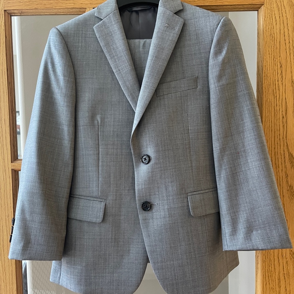 EUC Boys Grey Lauren by Ralph Lauren Wool Suit - Worn Once.